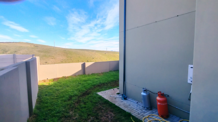 3 Bedroom Property for Sale in Hartenbos Heuwels Western Cape